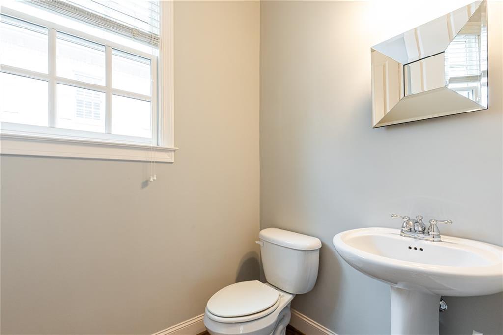 3664 Brookhaven Manor Crossing NE