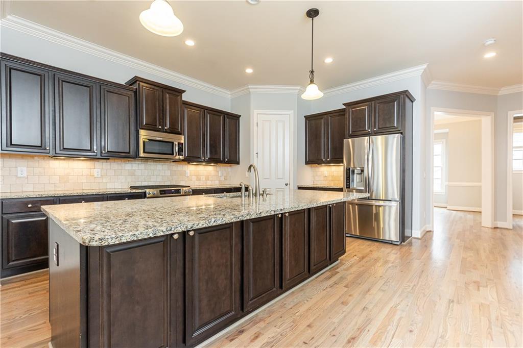 3664 Brookhaven Manor Crossing NE