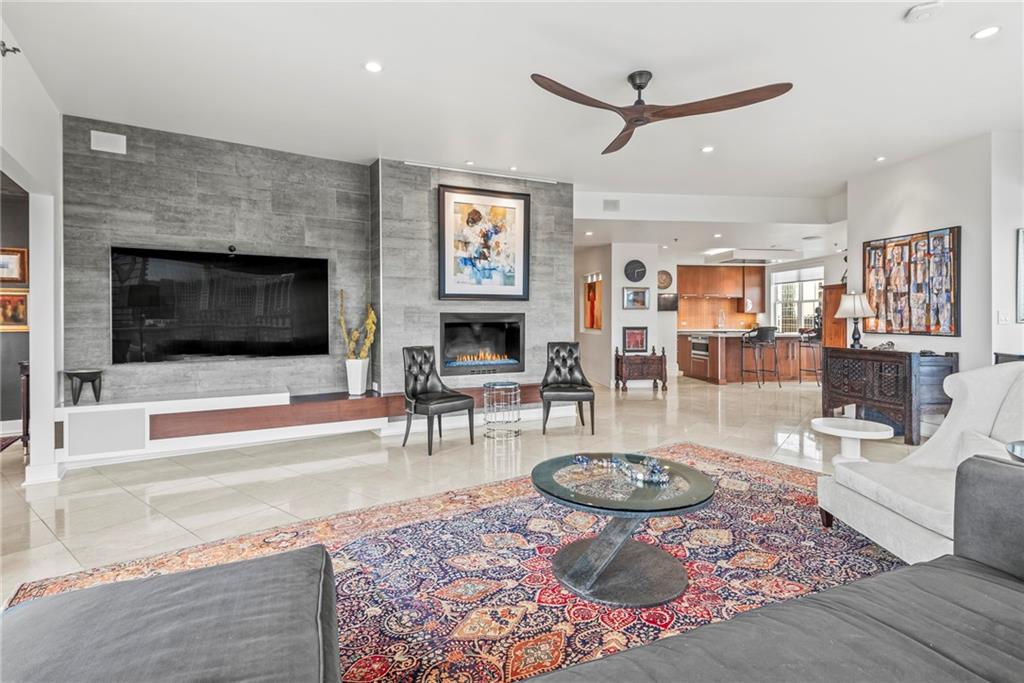2881 Peachtree Road NE Unit 1001