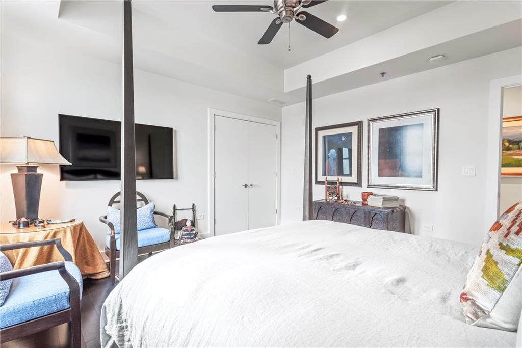 2881 Peachtree Road NE Unit 1001