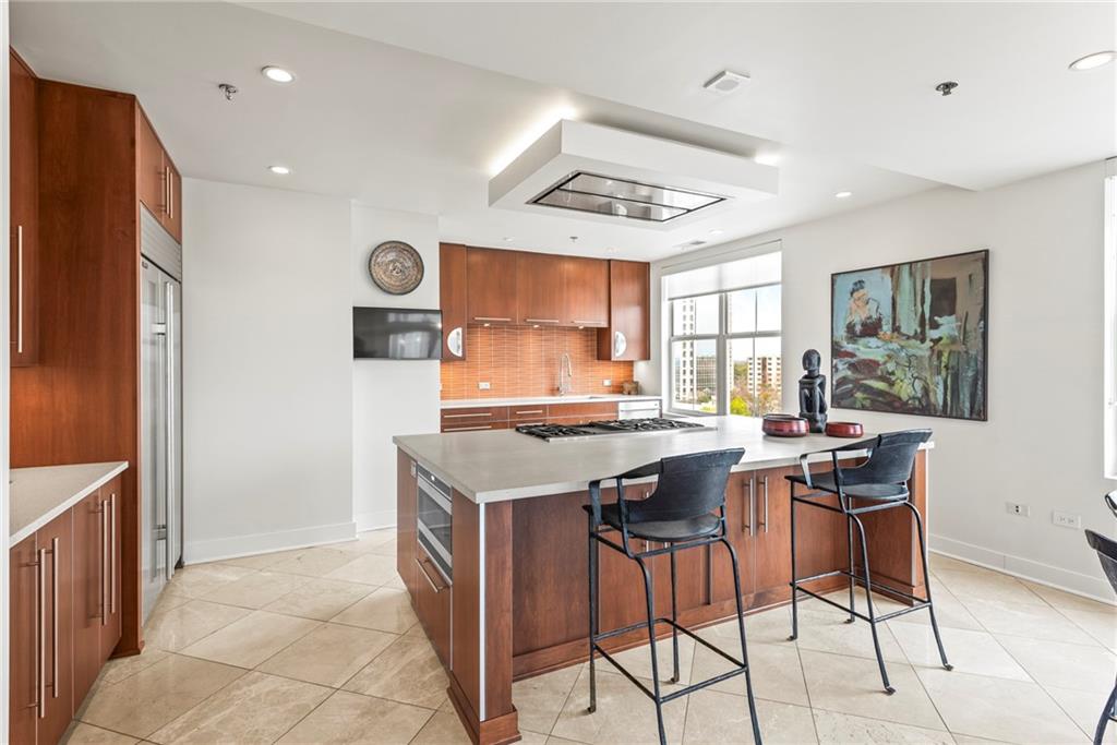 2881 Peachtree Road NE Unit 1001