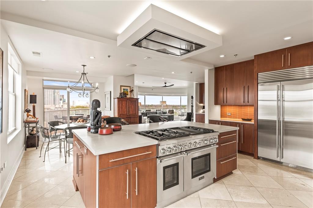 2881 Peachtree Road NE Unit 1001