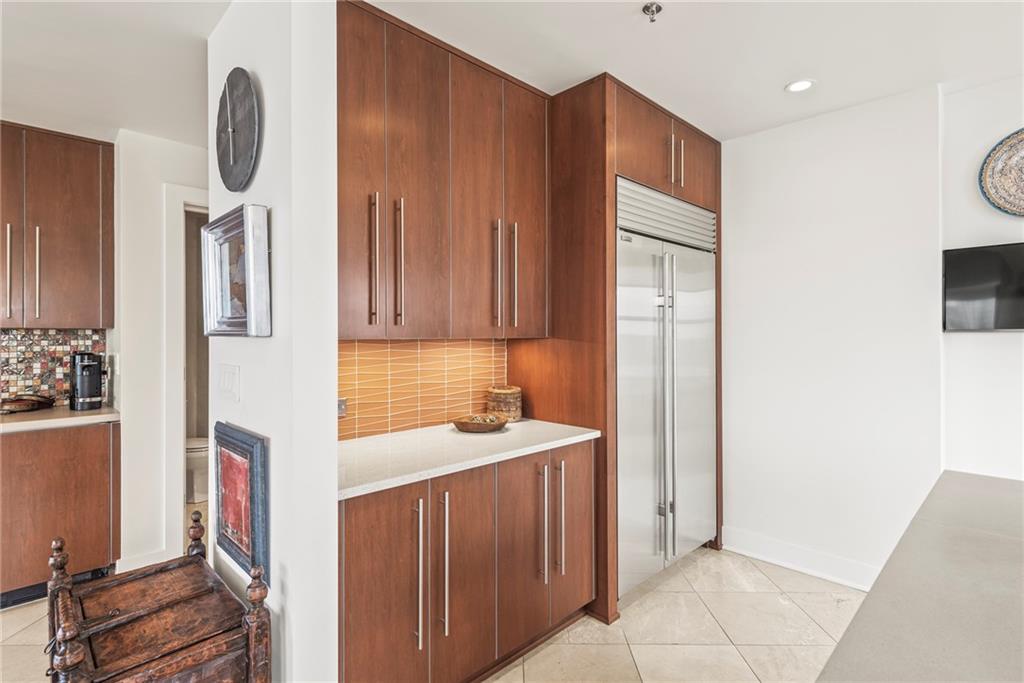 2881 Peachtree Road NE Unit 1001