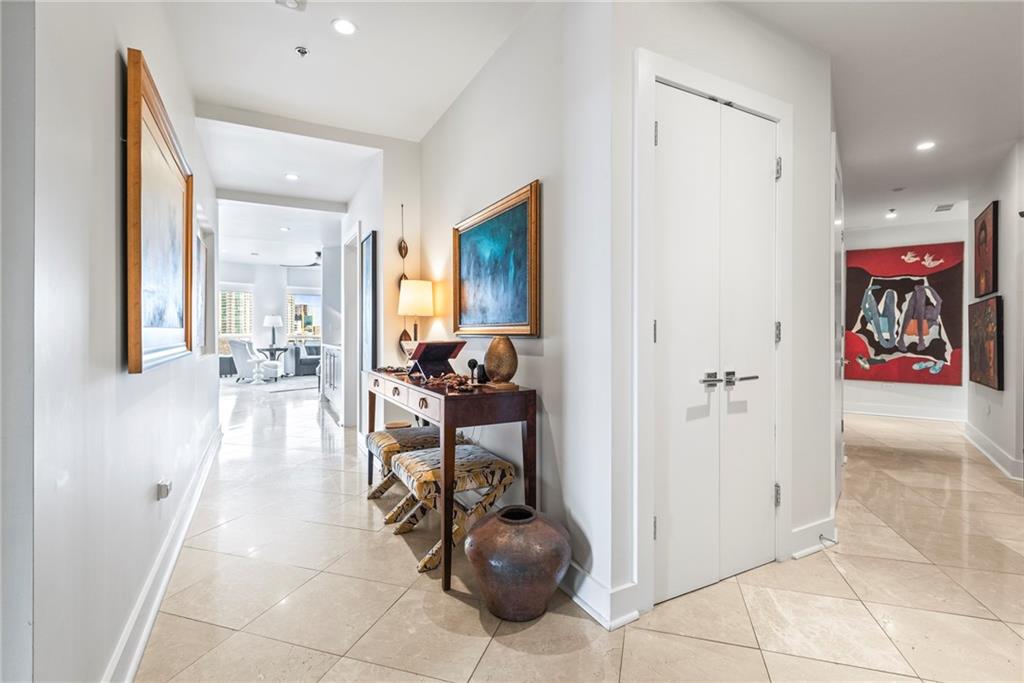 2881 Peachtree Road NE Unit 1001
