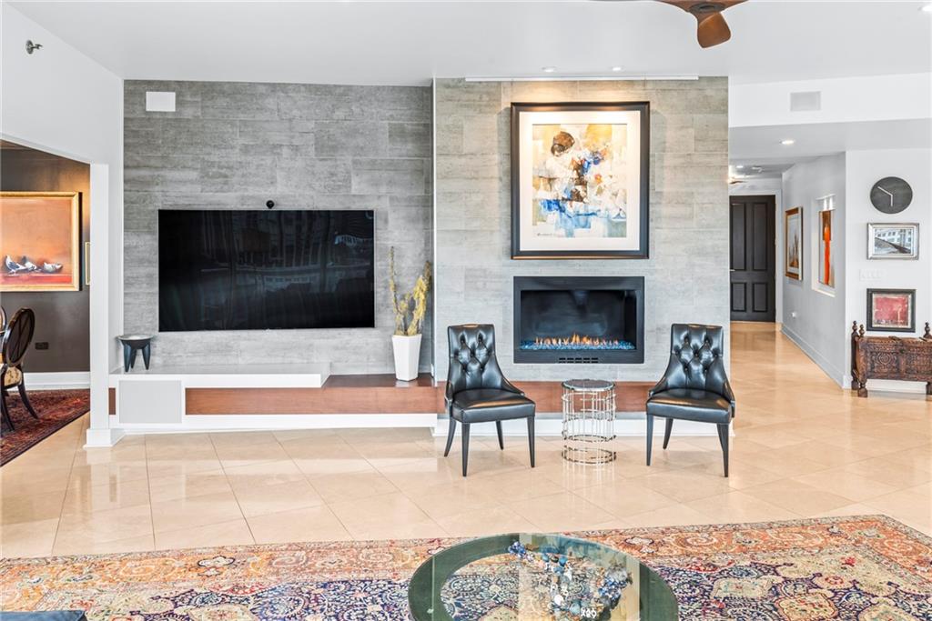 2881 Peachtree Road NE Unit 1001