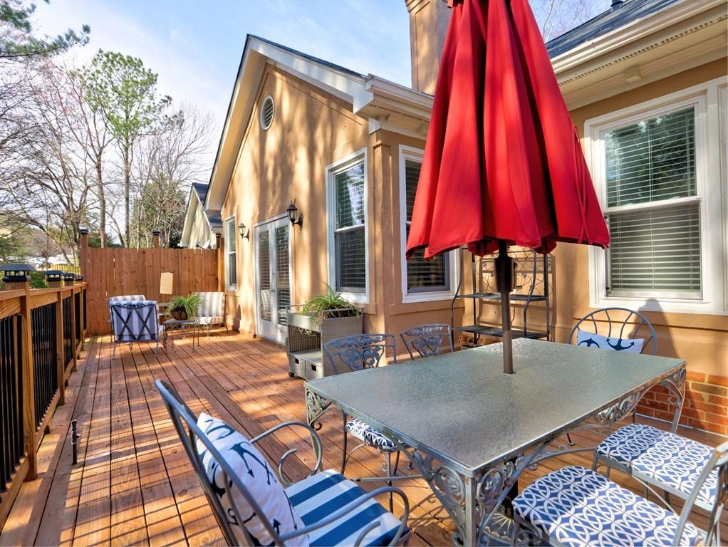 712 Olde Towne Lane