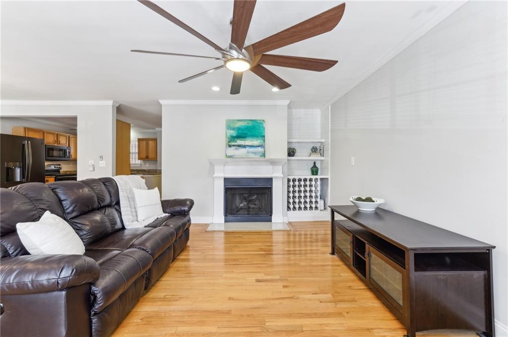 1604 Masons Creek Circle