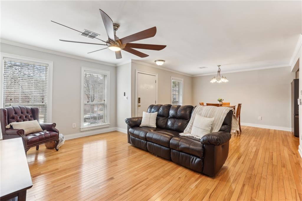 1604 Masons Creek Circle