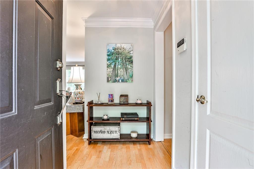 311 Peachtree Hills Avenue NE Unit 13D