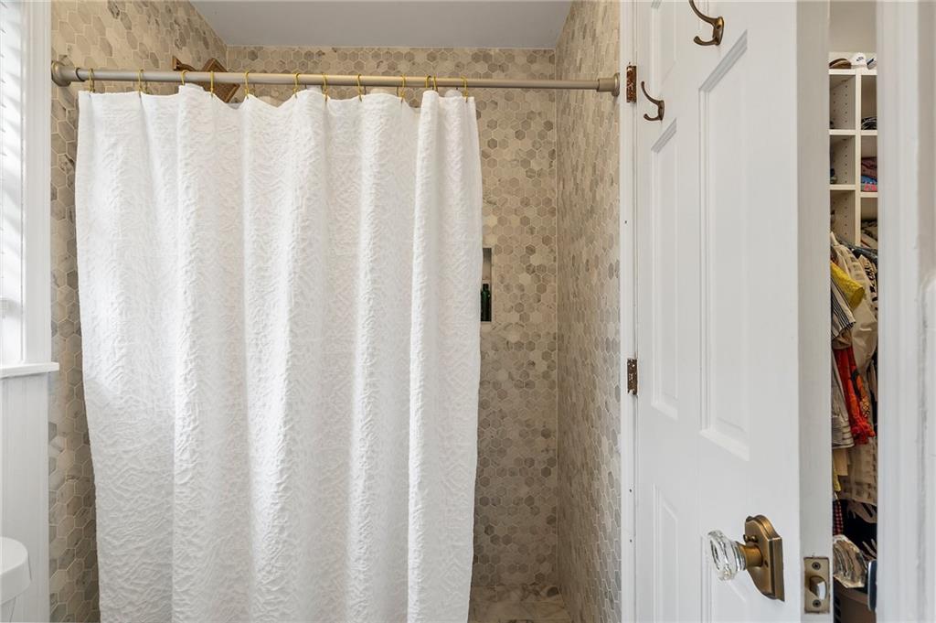 1101 Collier Road NW Unit U6