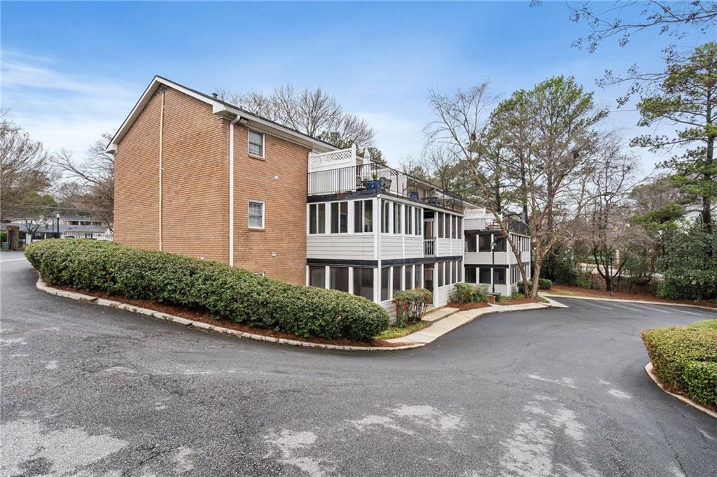 1101 Collier Road NW Unit U6