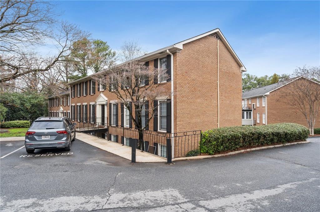 1101 Collier Road NW Unit U6