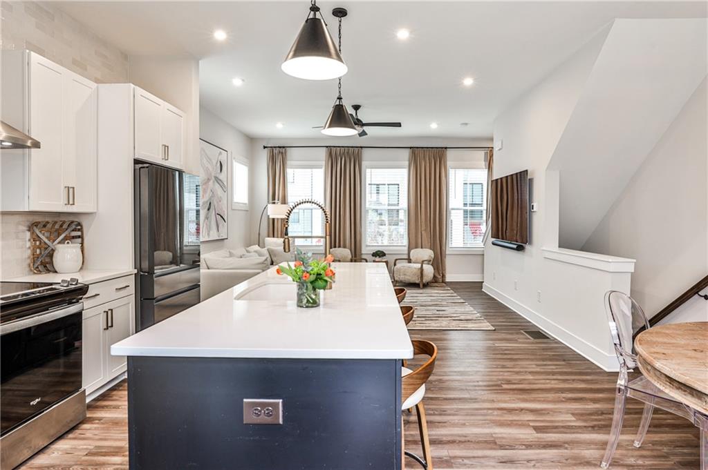 4454 Dandelion Lane