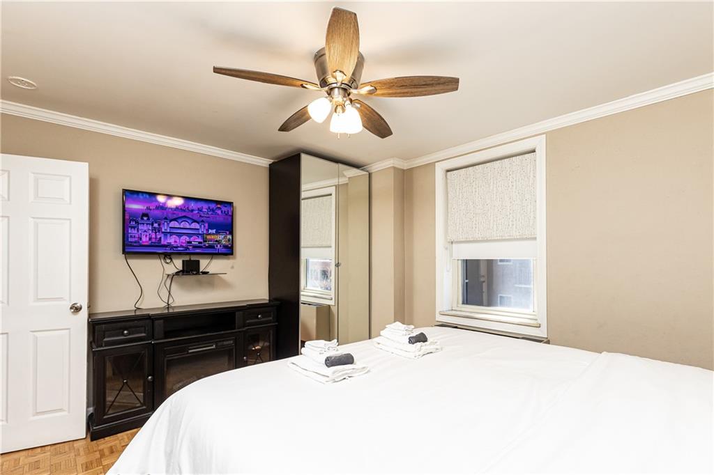 300 W Peachtree Street Unit 4A