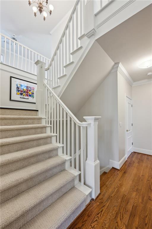 1059 Hedge Rose Court NE