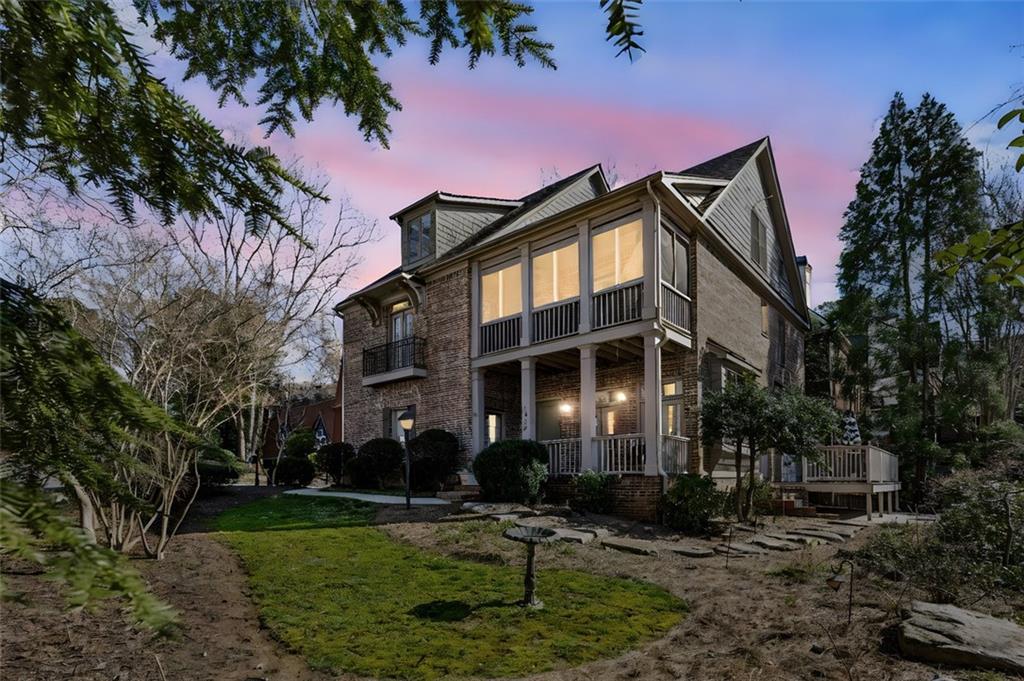 1059 Hedge Rose Court NE