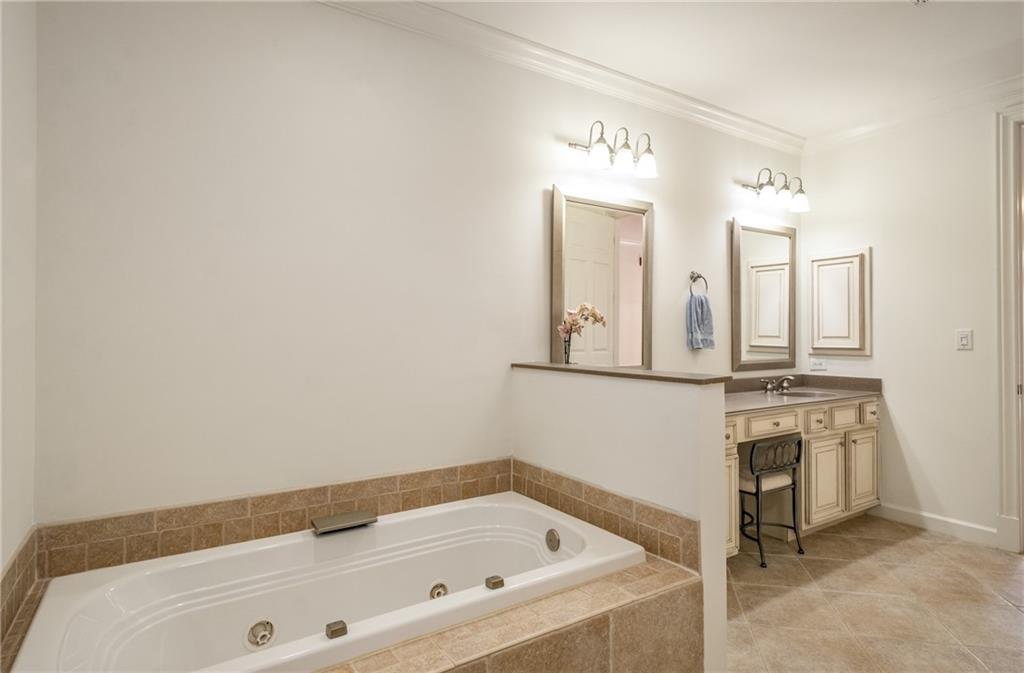 4850 Ivy Ridge Drive SE Unit 205