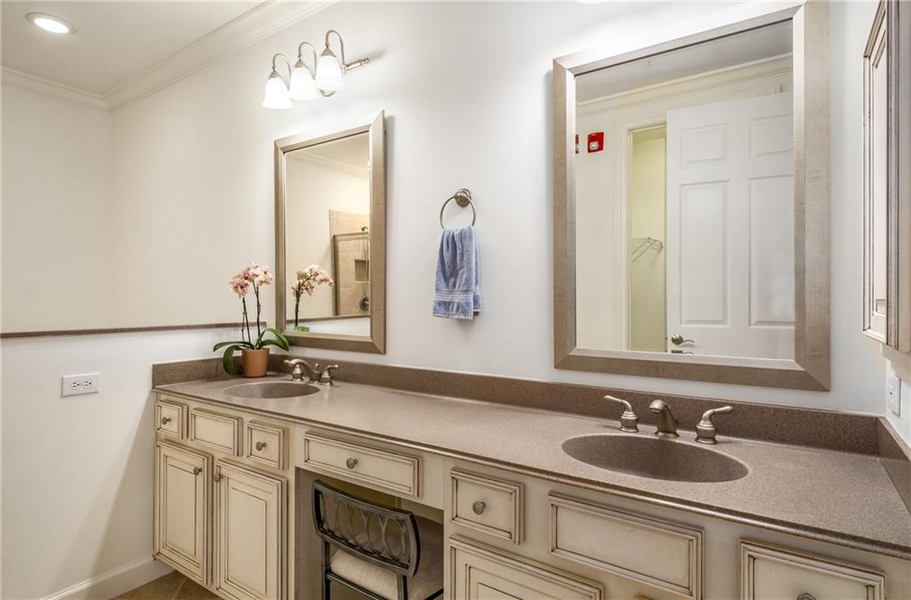 4850 Ivy Ridge Drive SE Unit 205