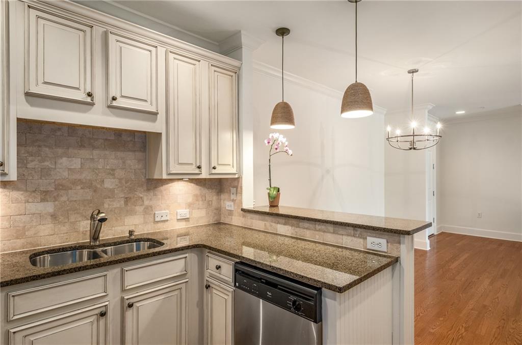4850 Ivy Ridge Drive SE Unit 205