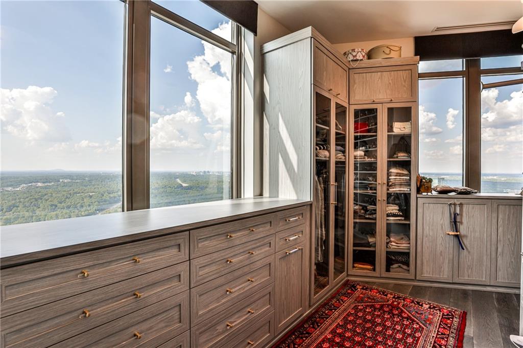 3376 Peachtree Road NE Unit 56