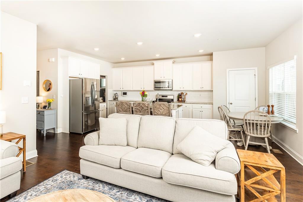 830 Corsiglia Farm