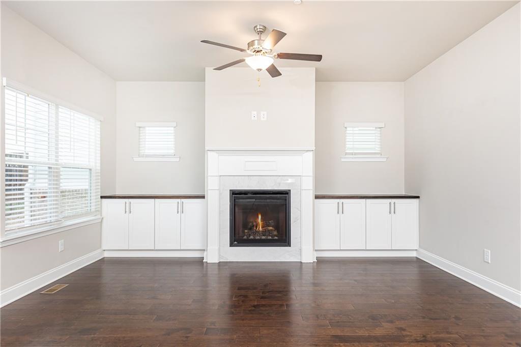 830 Corsiglia Farm