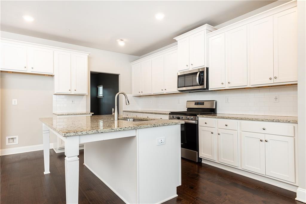 830 Corsiglia Farm