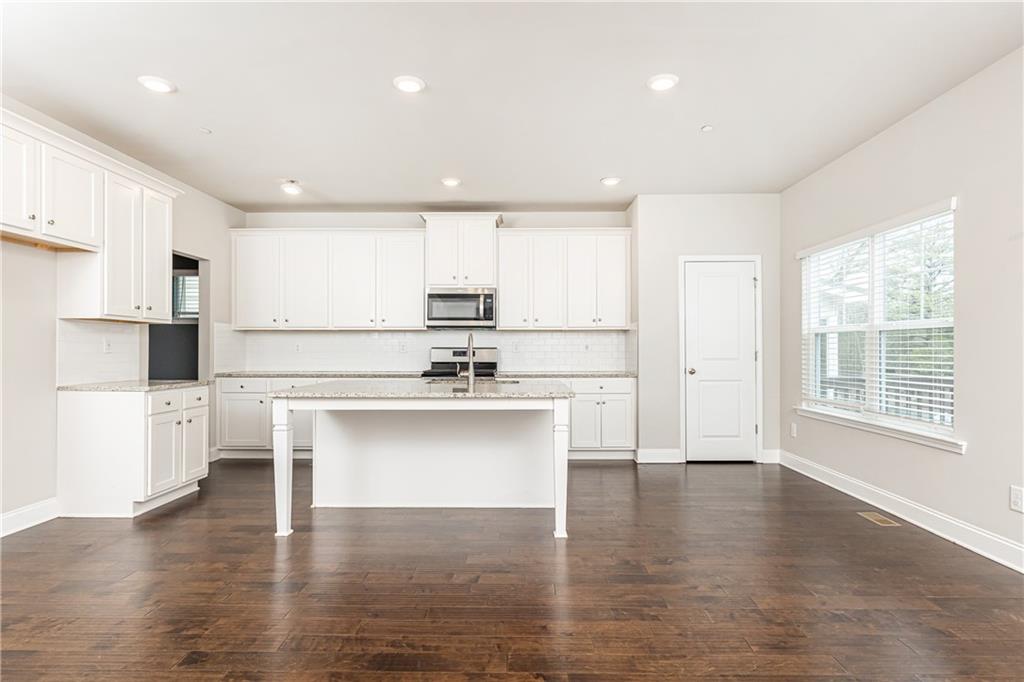 830 Corsiglia Farm