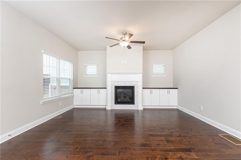 830 Corsiglia Farm