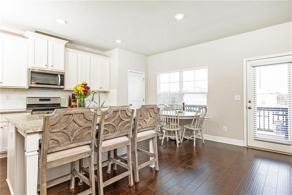 830 Corsiglia Farm
