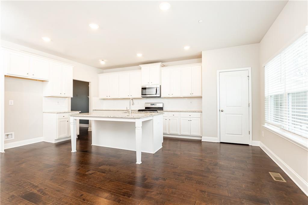 830 Corsiglia Farm