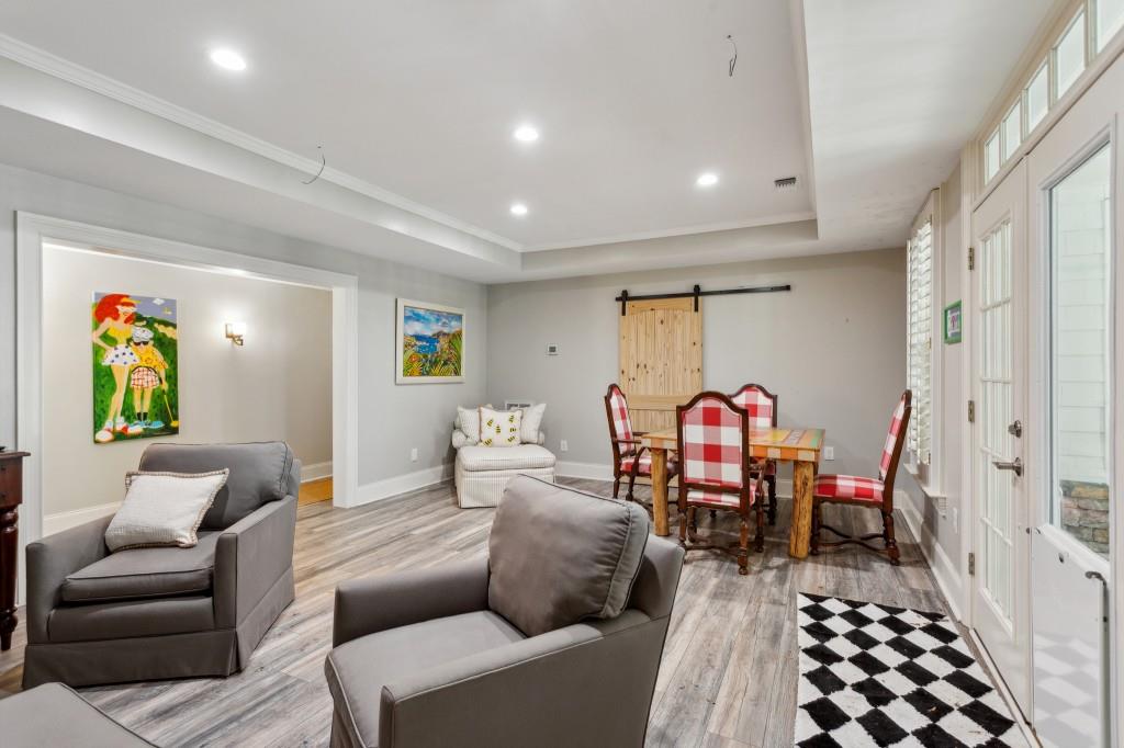 1811 Paces Ferry Court SE