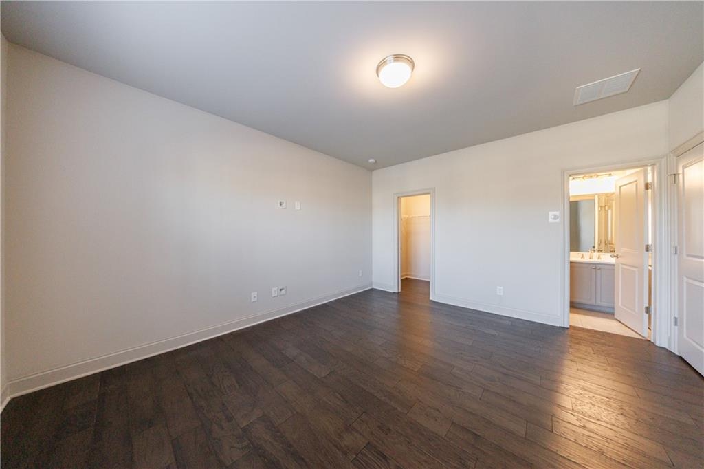 1861 Falling Sky Court NE