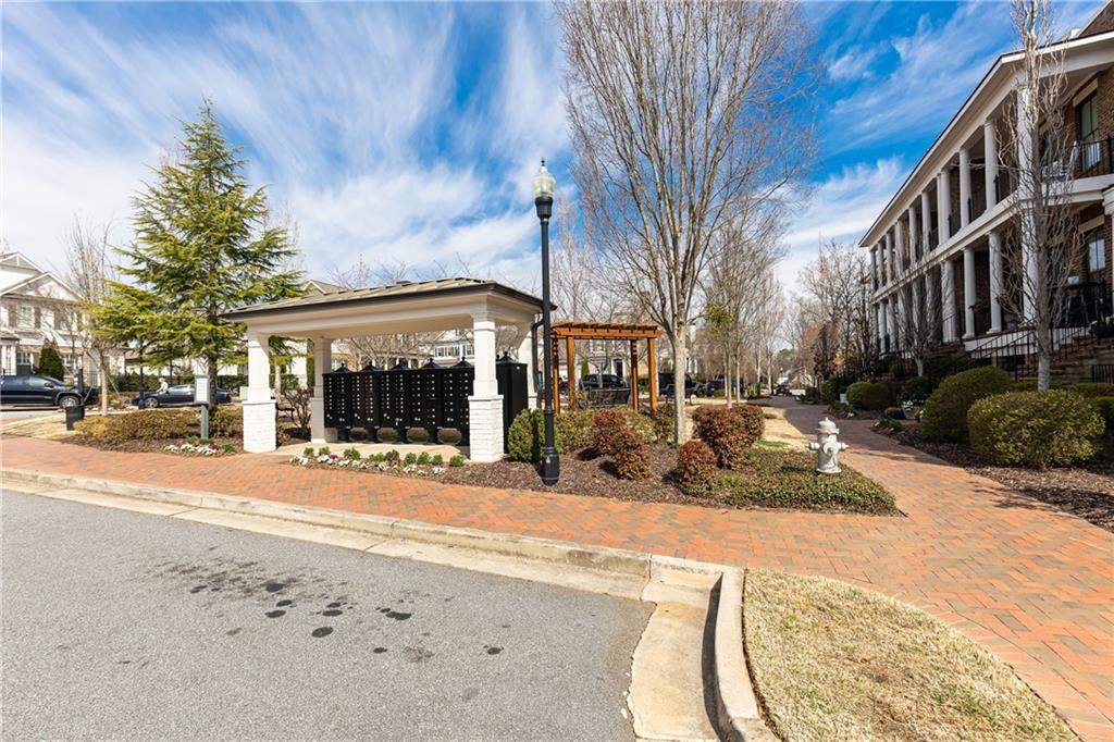 475 Letchas Lane