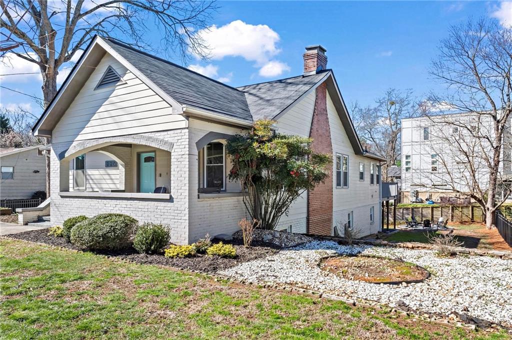 220 Mayson Avenue NE