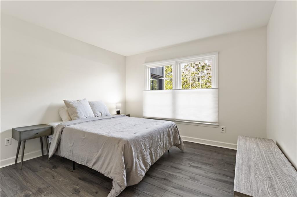 53 La Rue Place NW