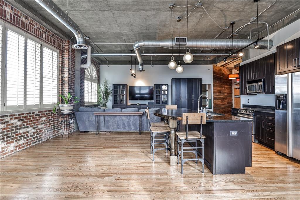 3180 Mathieson Drive NE Unit 806