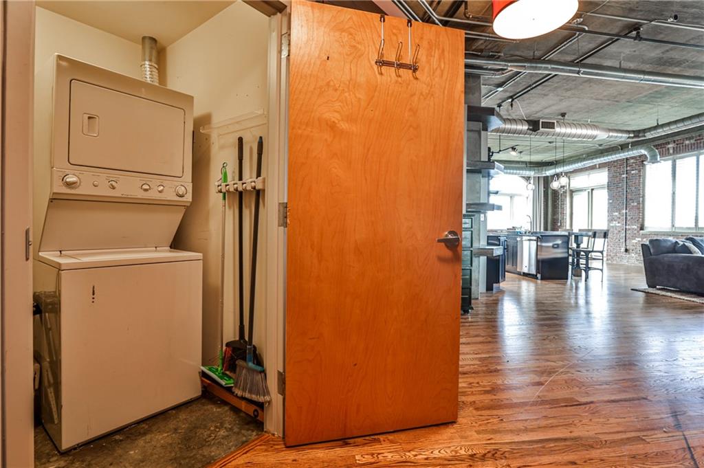 3180 Mathieson Drive NE Unit 806