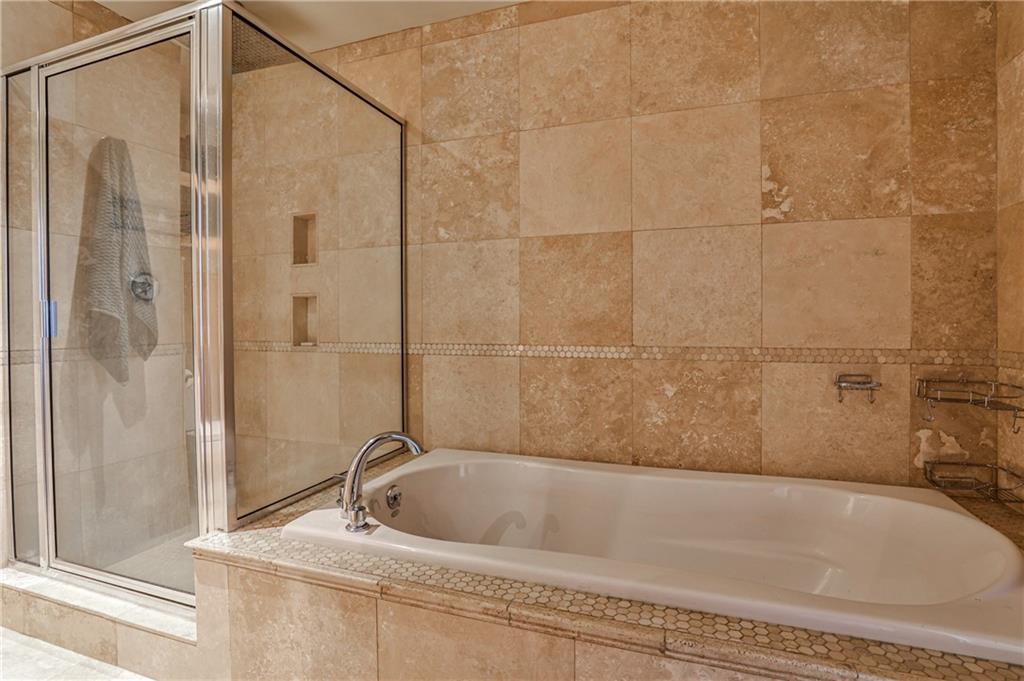3180 Mathieson Drive NE Unit 806