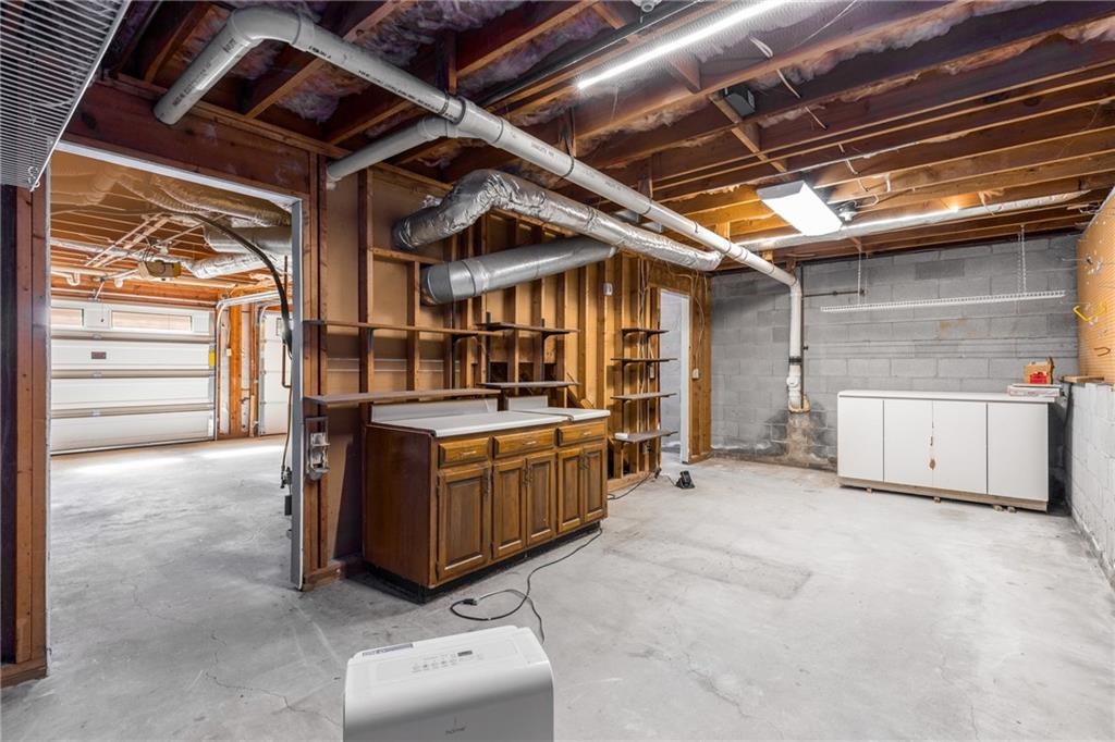 4112 Gregory Manor Circle SW