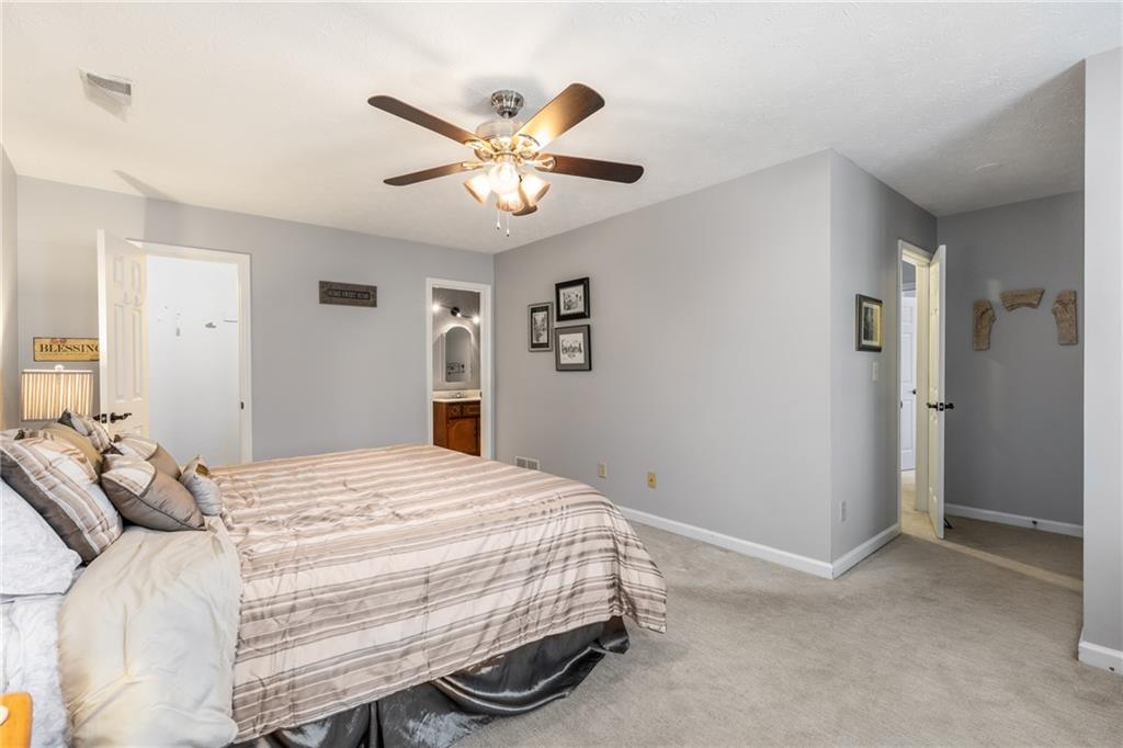 4112 Gregory Manor Circle SW