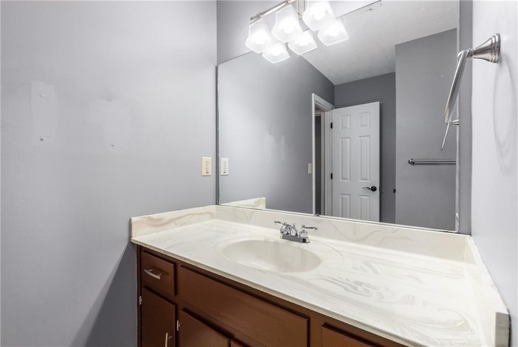 4112 Gregory Manor Circle SW