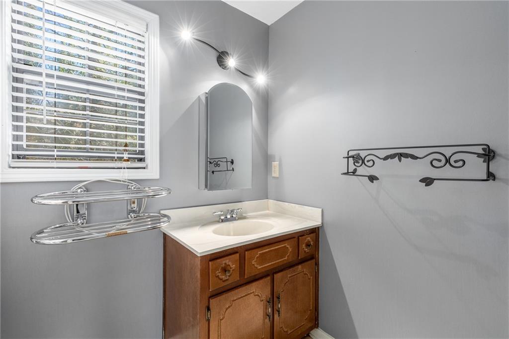 4112 Gregory Manor Circle SW