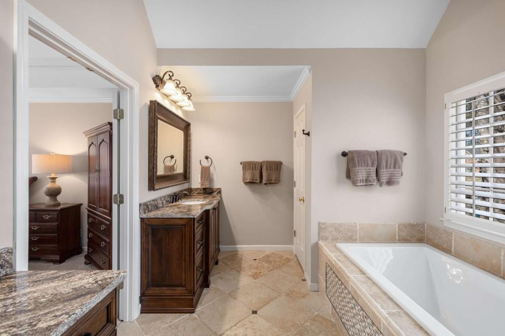 10815 Centennial Drive