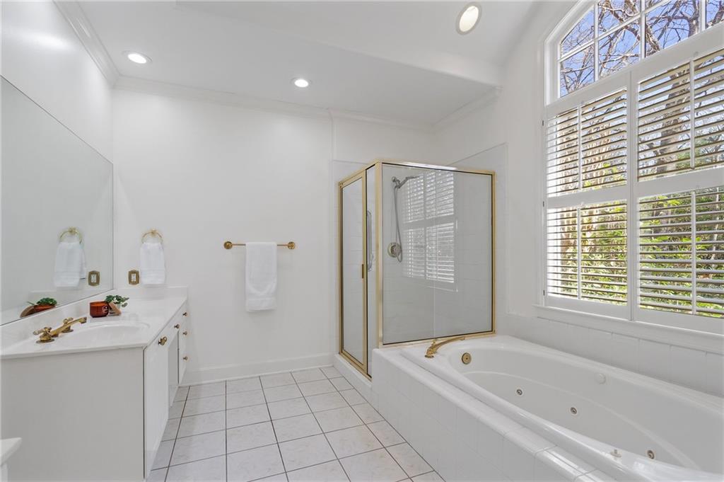 407 Spring House Cove NE