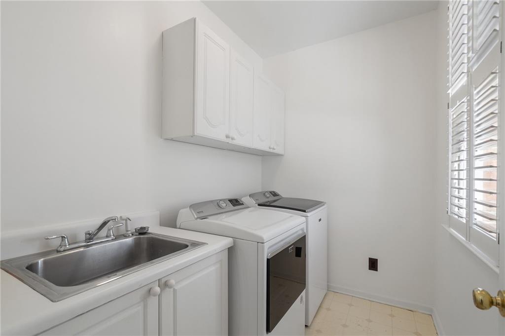 407 Spring House Cove NE