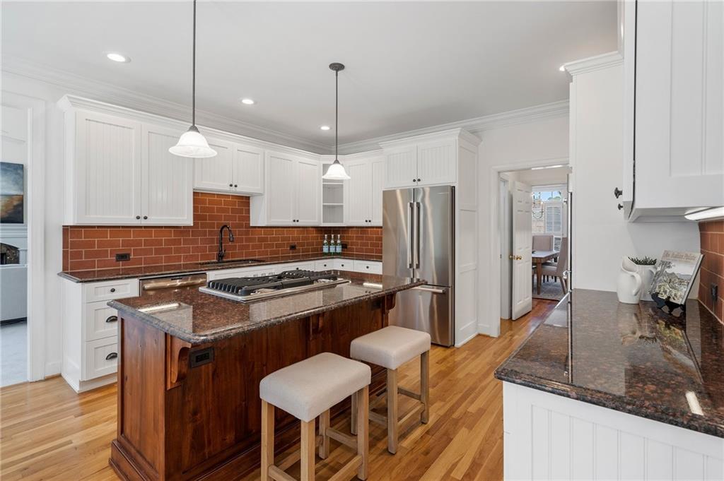 407 Spring House Cove NE