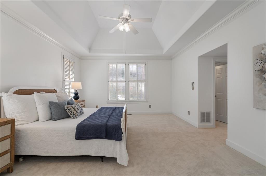 407 Spring House Cove NE