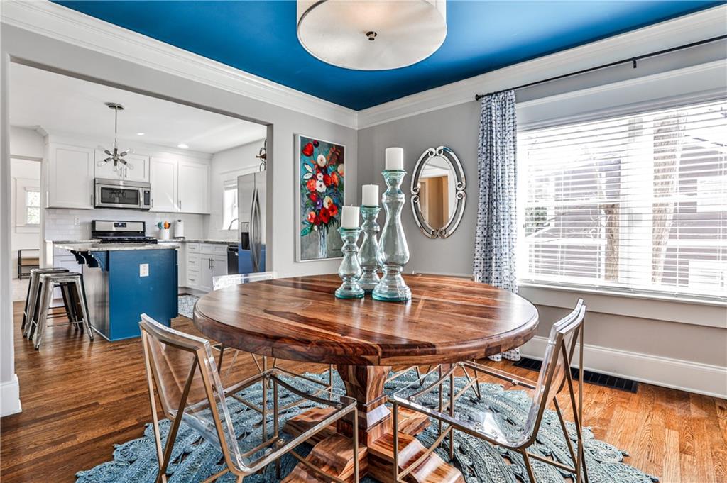 17 Bates Avenue SE
