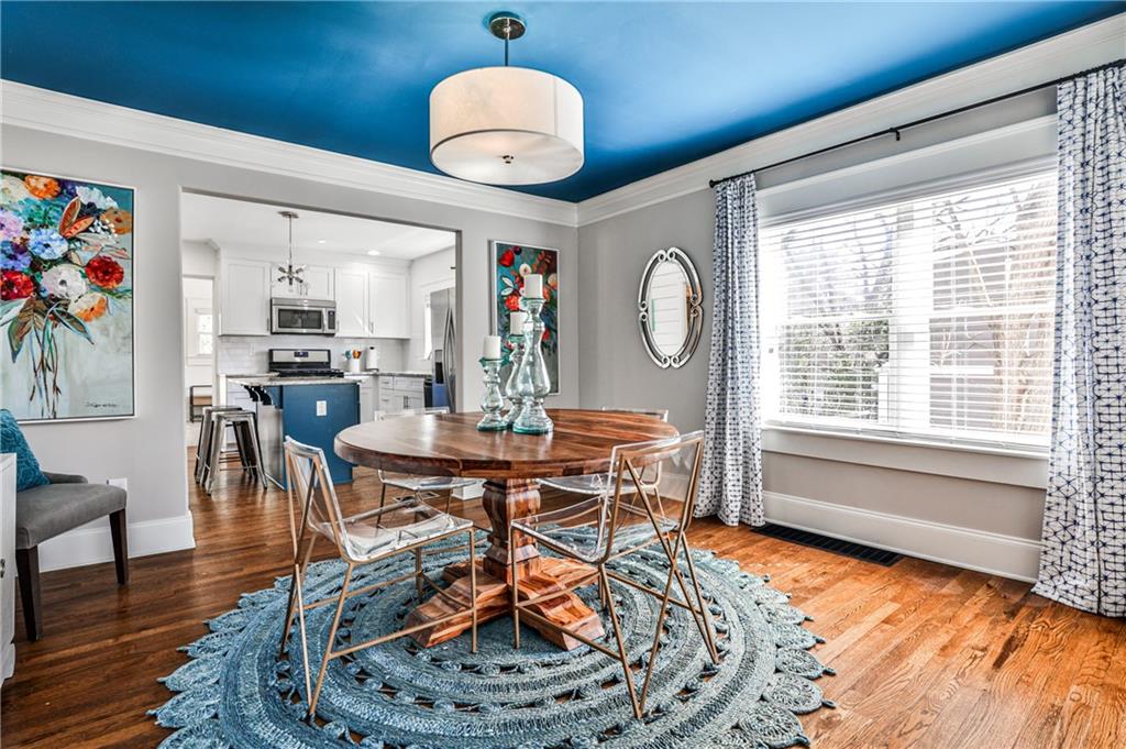 17 Bates Avenue SE